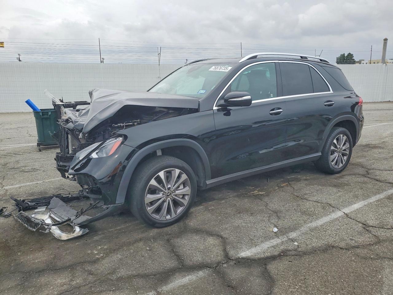 Salvage Mercedes-Benz GLE Image