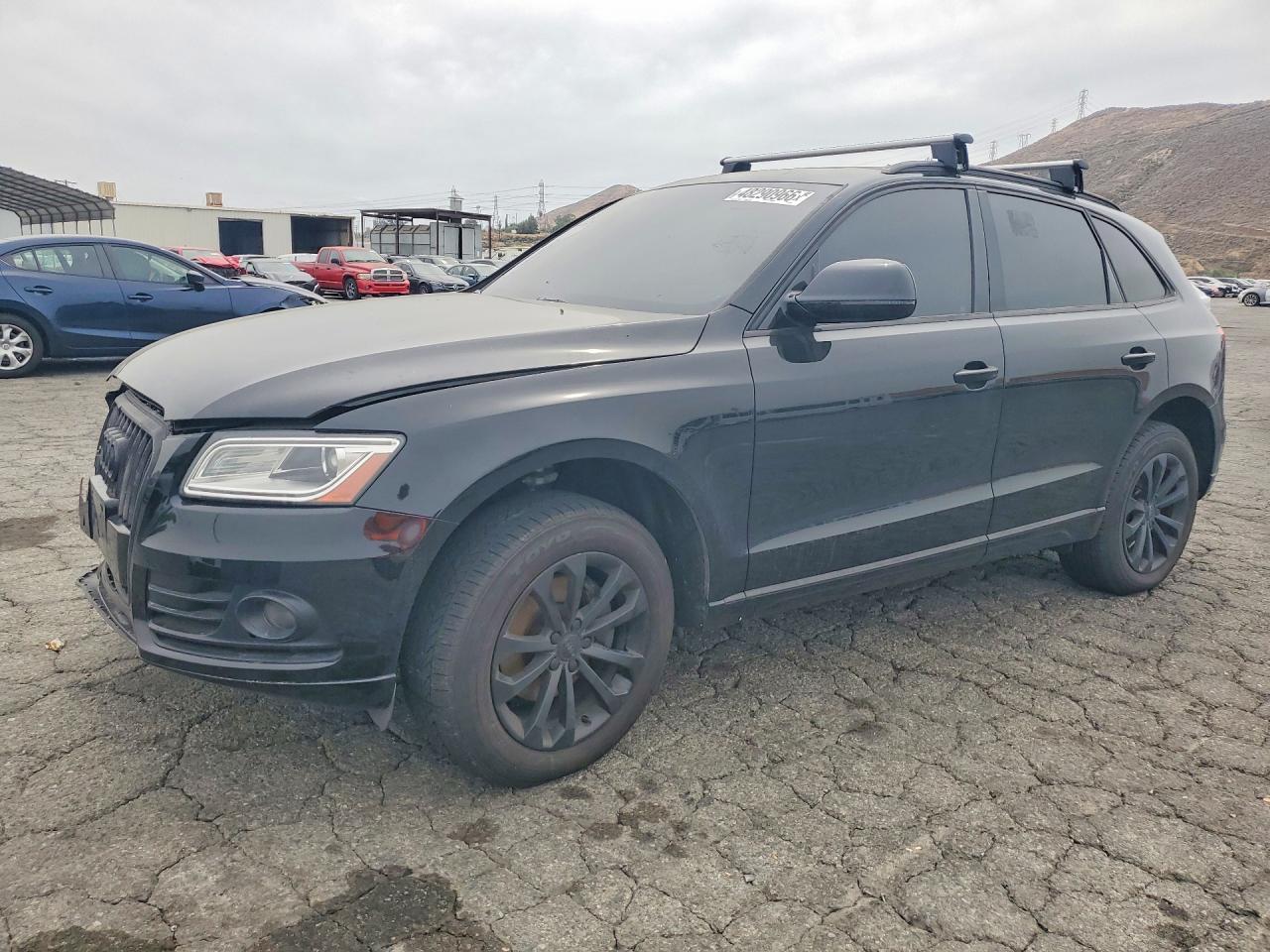 Salvage Audi Q5 Image
