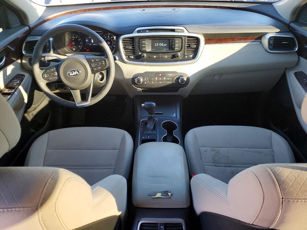 Kia Sorento Lx V6