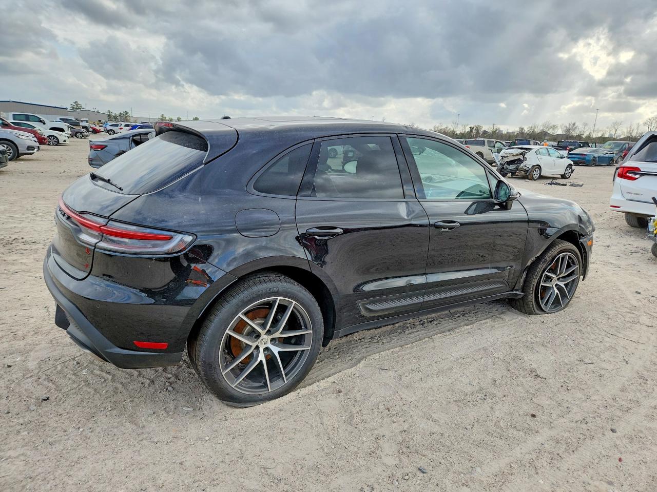 Porsche Macan Base