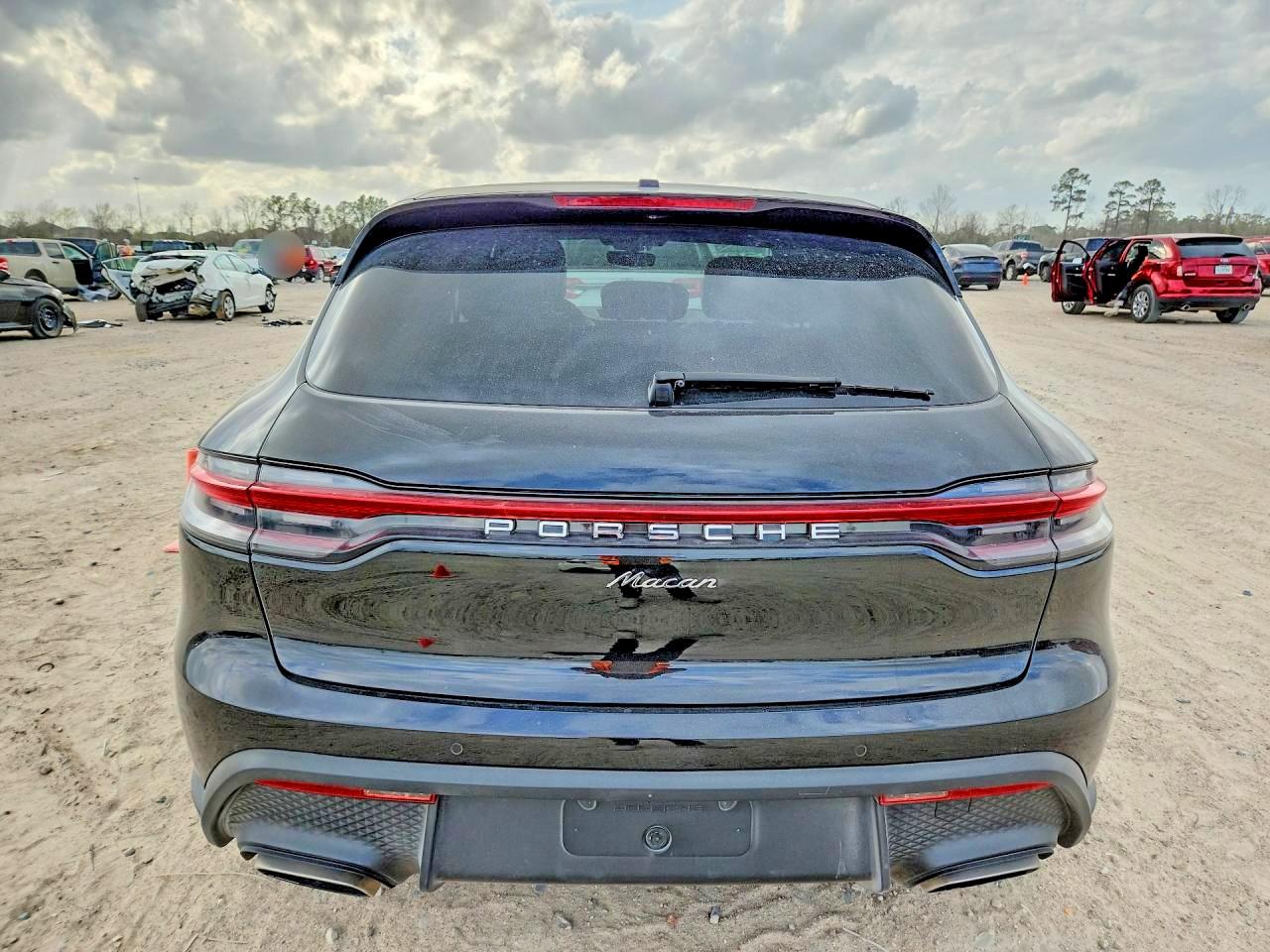 Porsche Macan Base