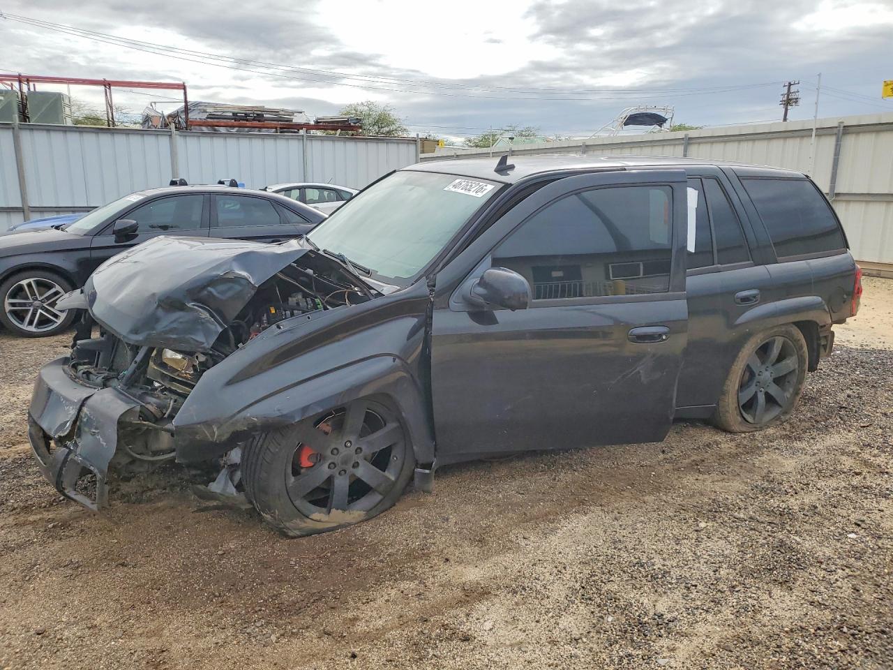 Salvage Chevrolet Trailblaze Image