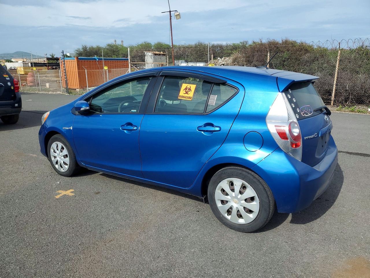Toyota Prius c Three