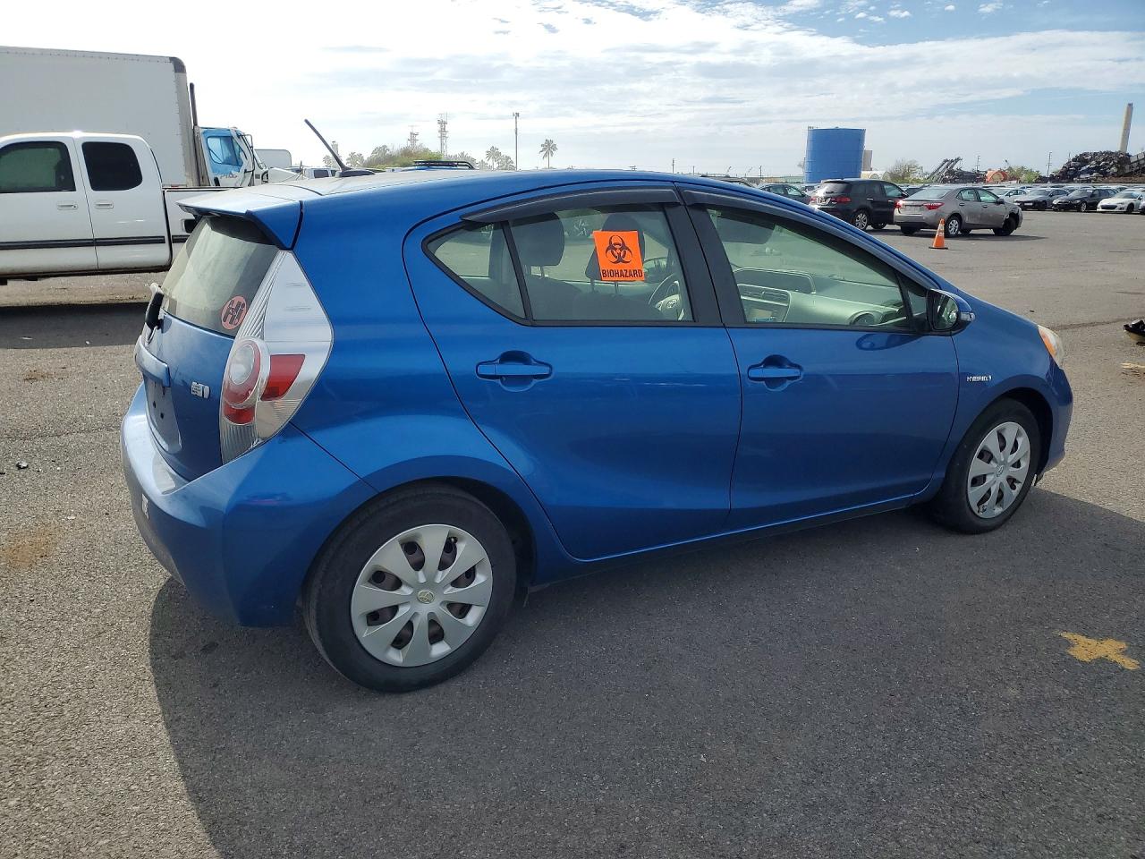 Toyota Prius c Three