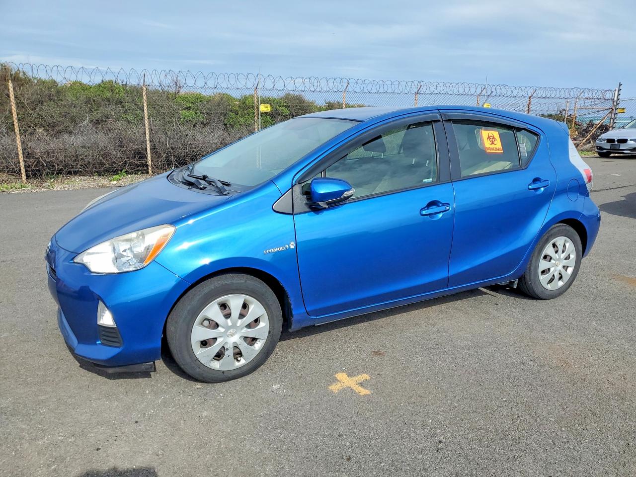 Salvage Toyota Prius Image