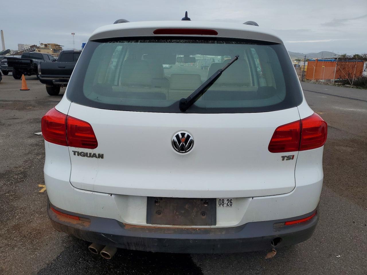 Volkswagen Tiguan S