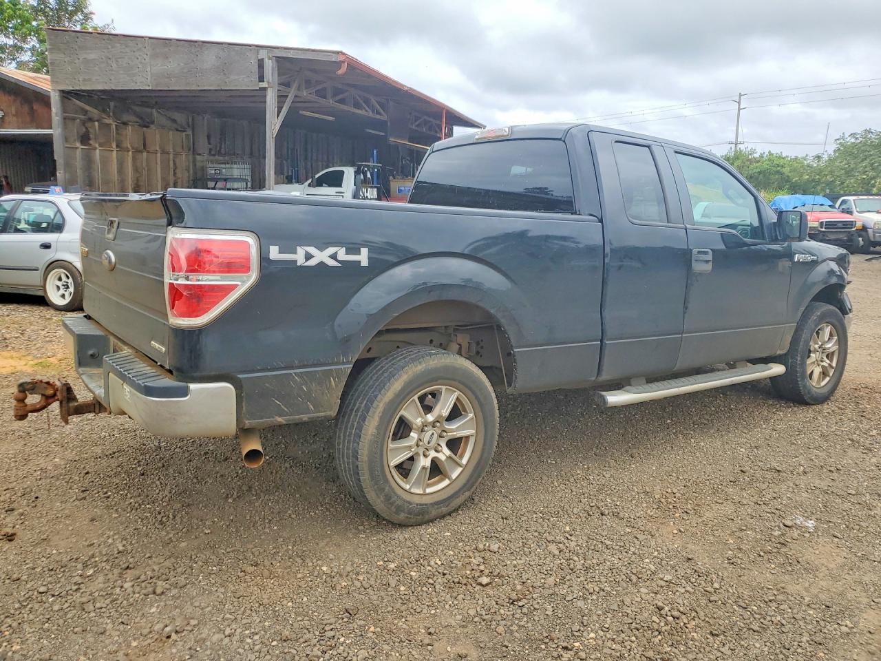 Ford F-150 Super Cab
