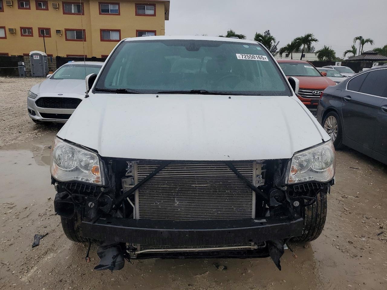 Dodge Caravan Sxt
