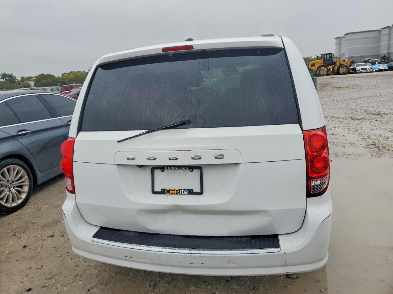 Dodge Caravan Sxt
