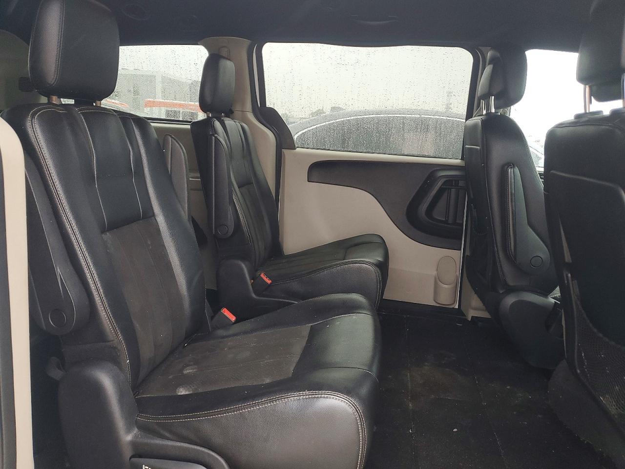 Dodge Caravan Sxt