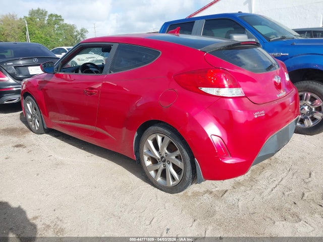 Hyundai VELOSTER