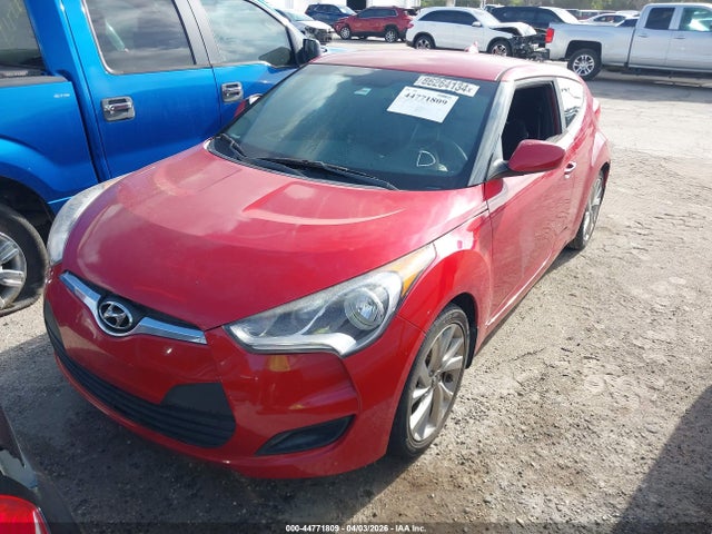 Hyundai VELOSTER