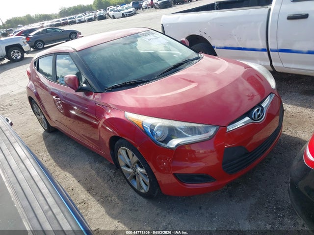 Salvage Hyundai VELOSTER Image