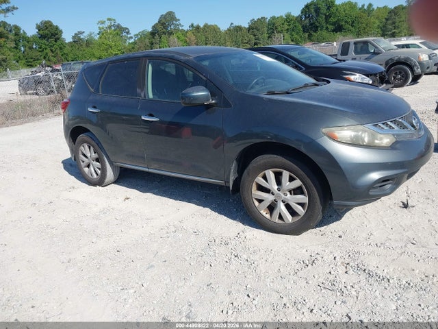 Salvage Nissan Murano Image