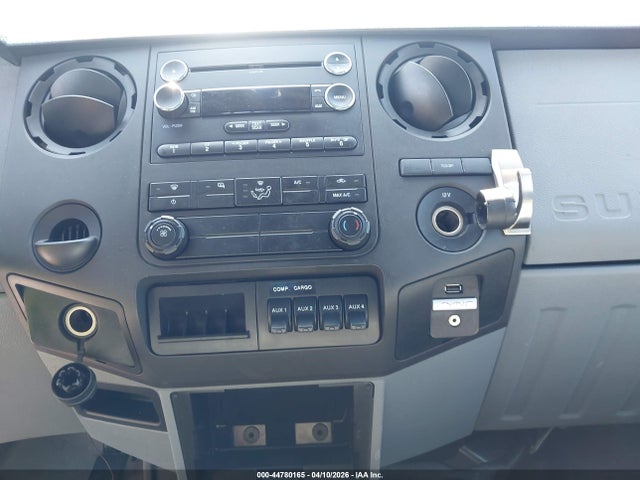 Ford F-550 Xl