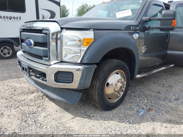 Ford F-550 Xl
