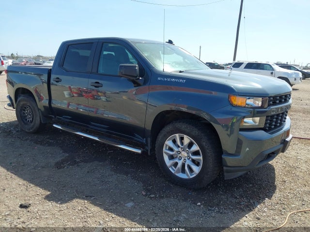 Salvage Chevrolet Silverado 1500 Image