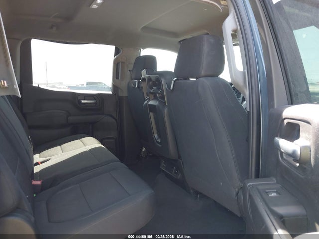 Chevrolet Silverado 1500 2wd  Short Bed Custom