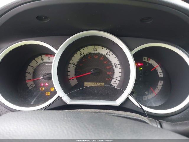 Toyota Tacoma Base V6