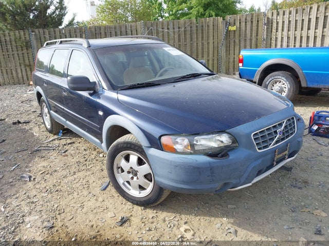Salvage Volvo V70 Image