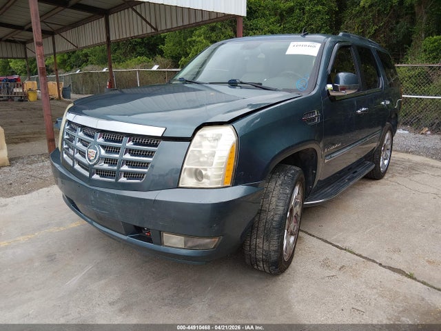 Cadillac Escalade Standard