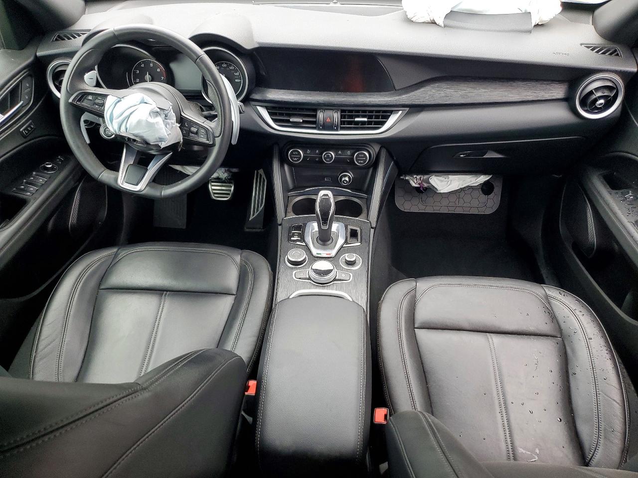 Alfa Romeo Stelvio Sprint