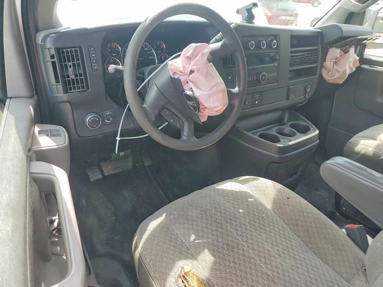 GMC Savana G2500