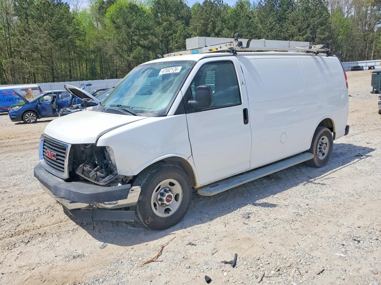 Salvage GMC Savana Image