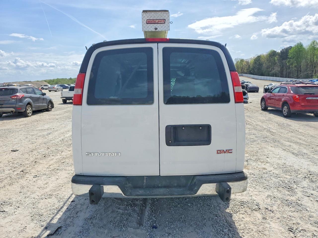 GMC Savana G2500