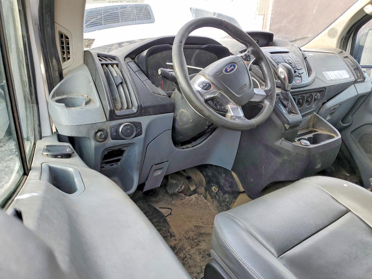 Ford Transit T-250