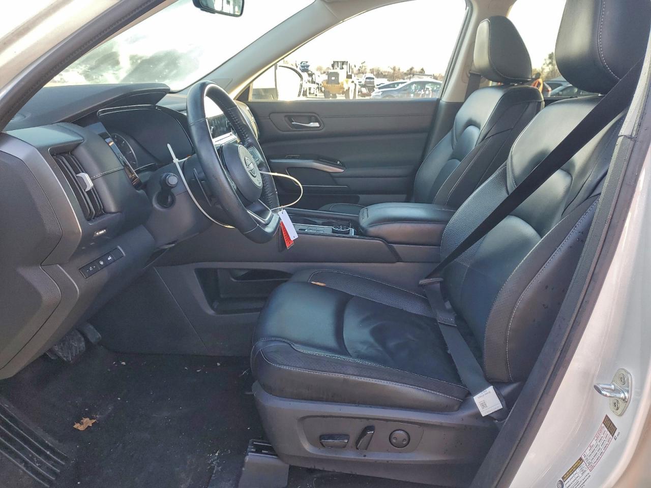 Nissan Pathfinder Sl