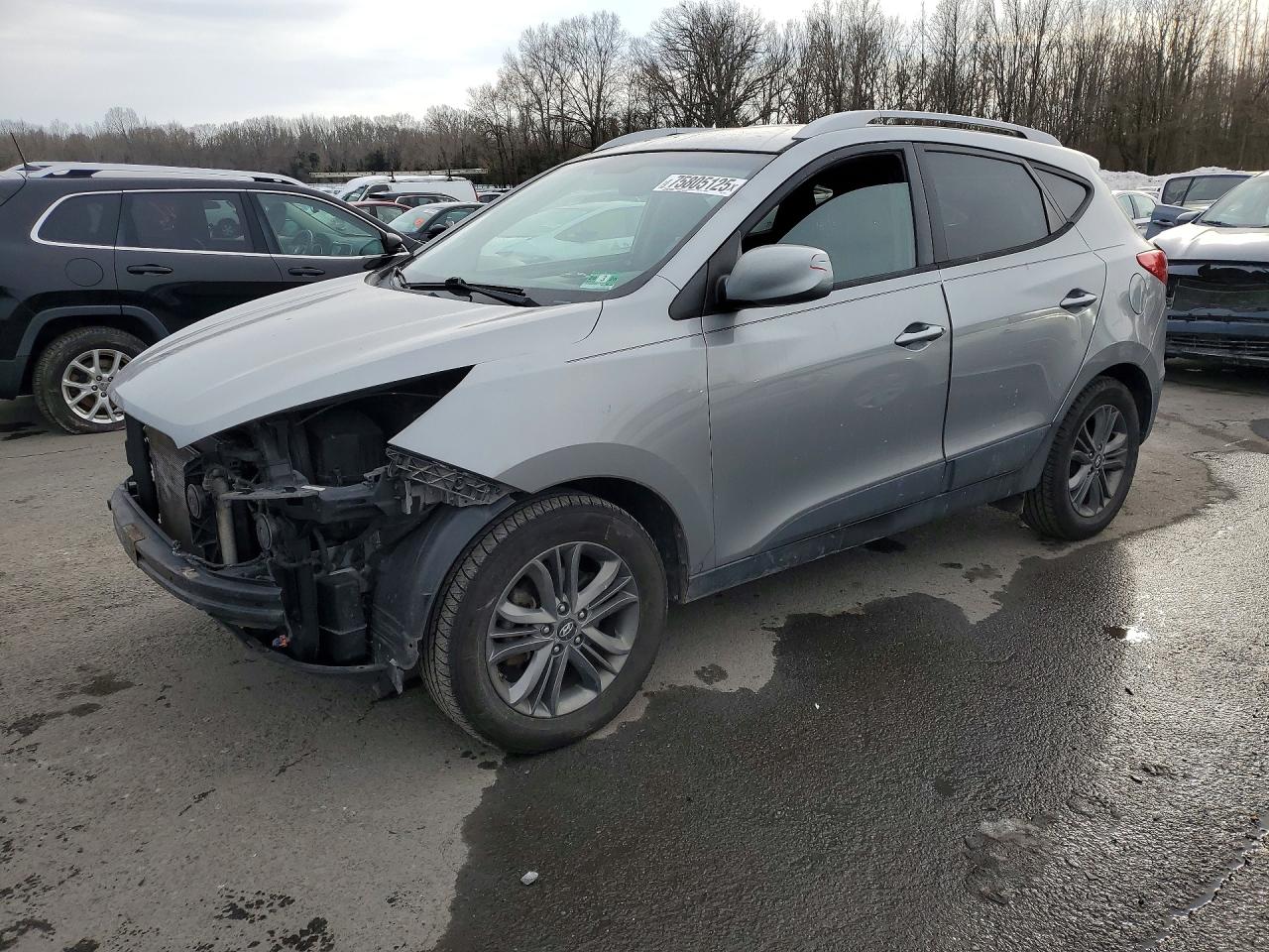 Salvage Hyundai TUCSON Image