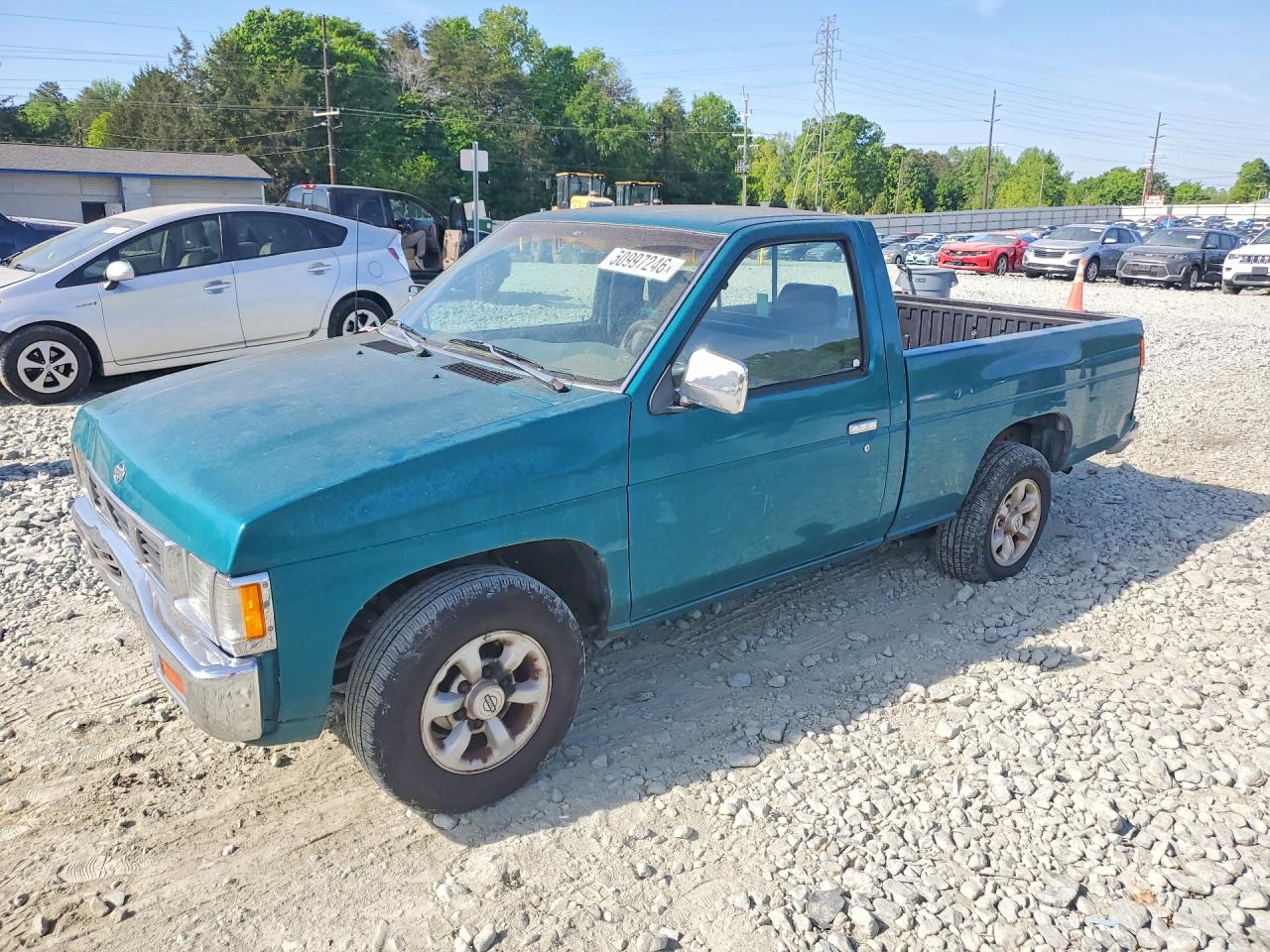 Salvage Nissan Navara Image