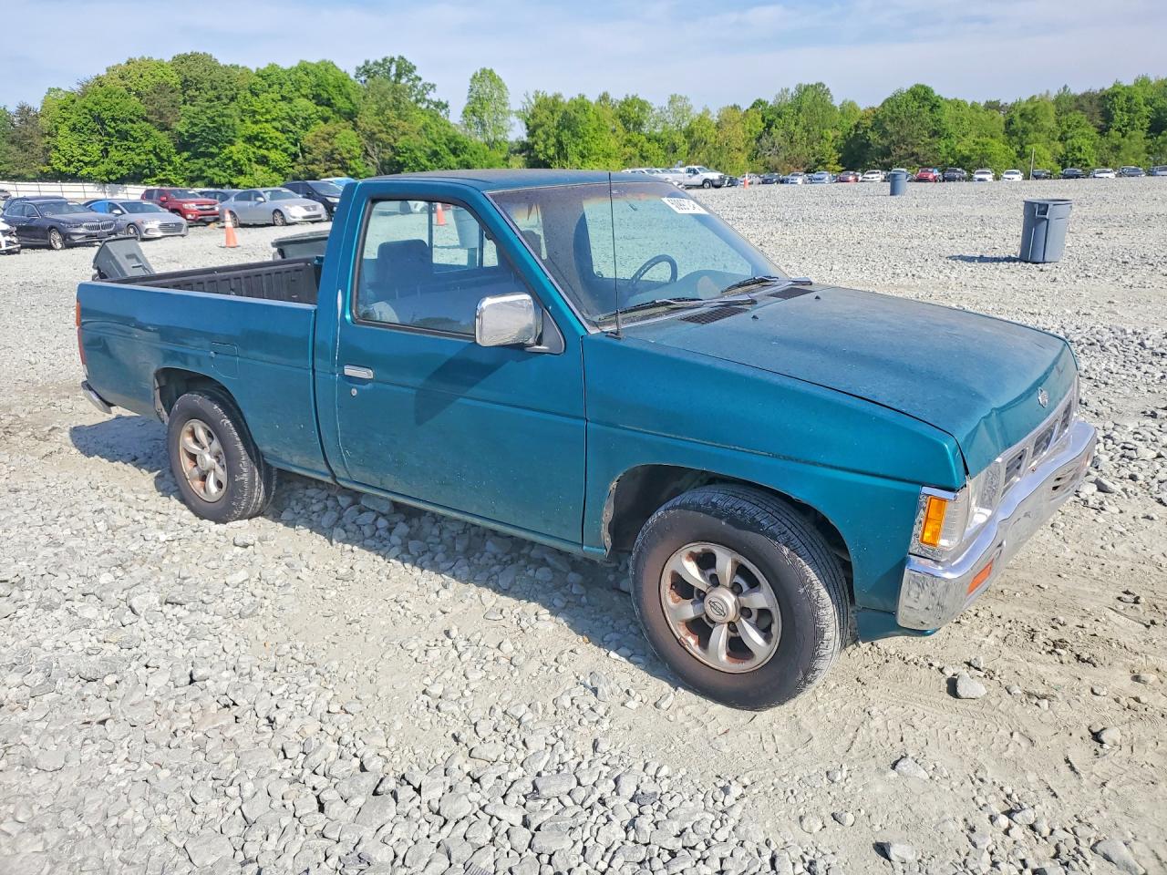 Nissan Navara Base