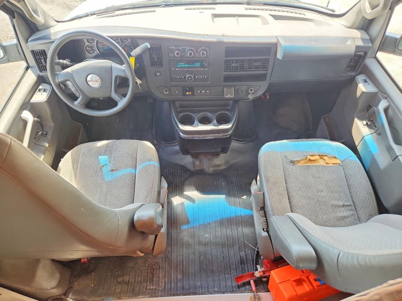 GMC Savana