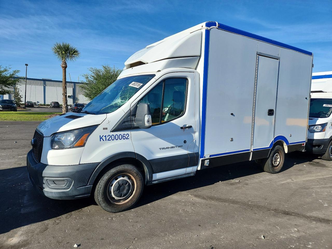 Salvage Ford Transit Image