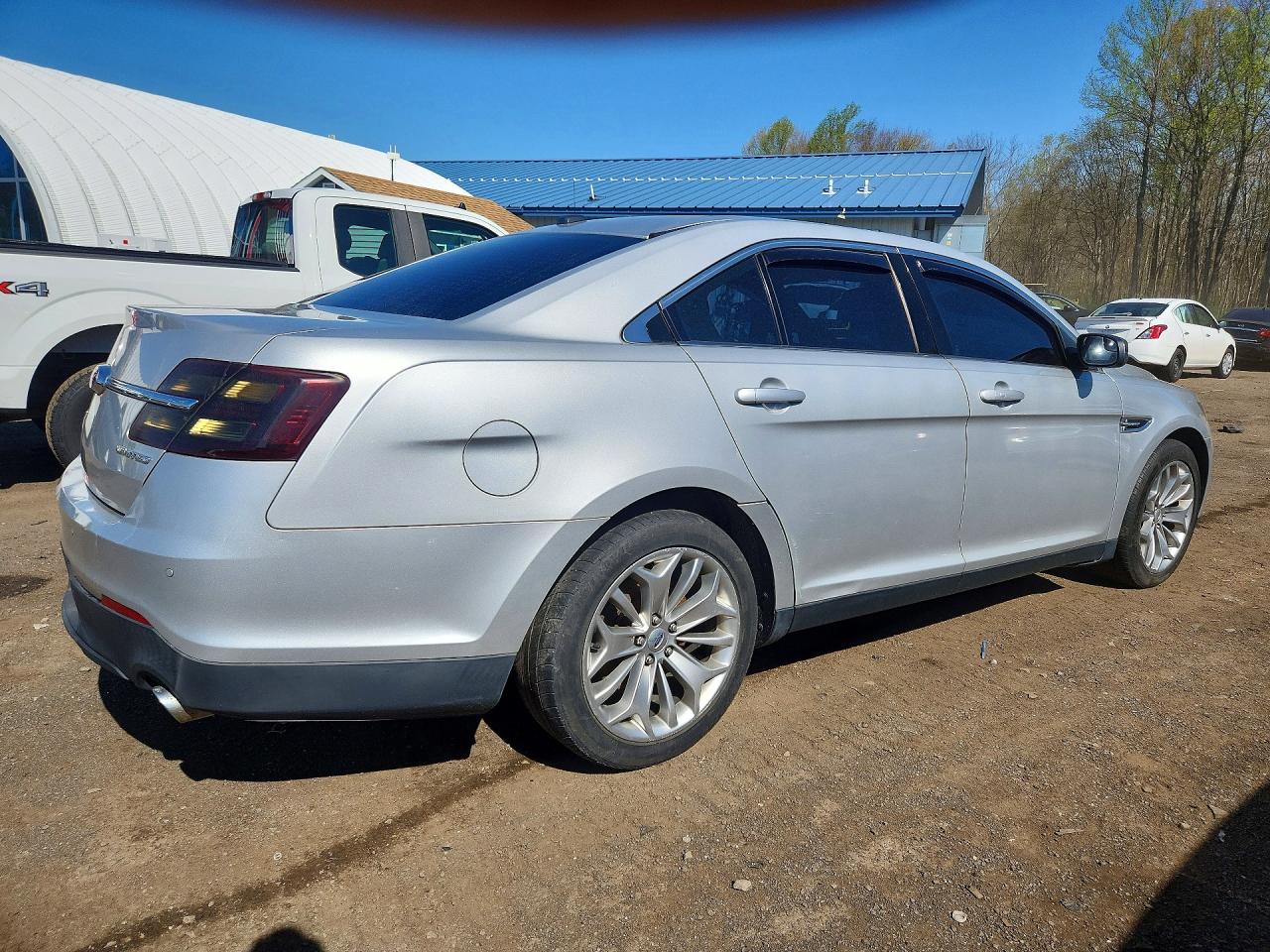 Ford Taurus Limited