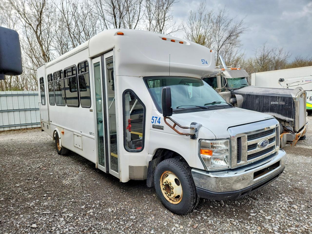 Salvage Ford Econoline Image