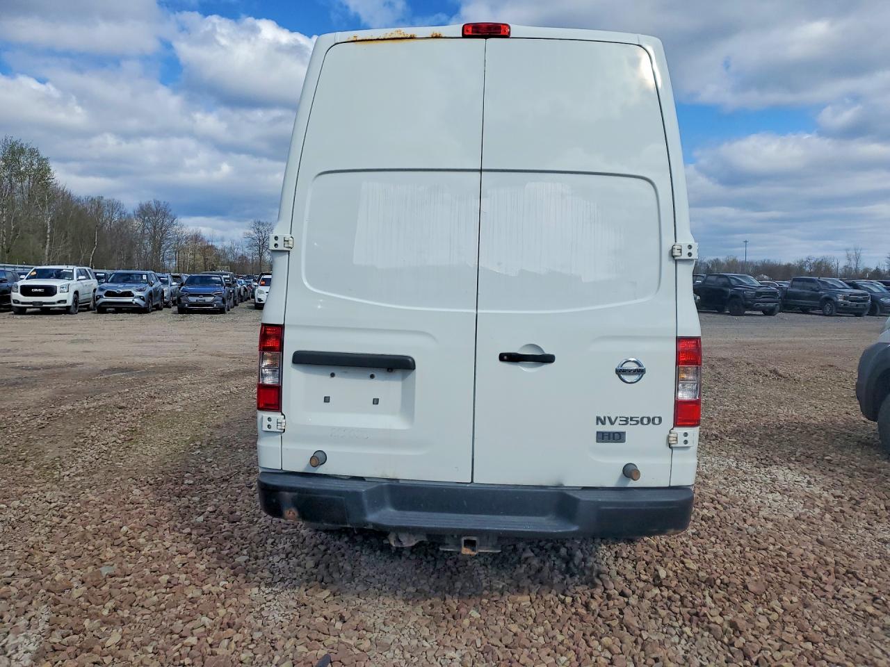 Nissan Nv 3500 Hd S