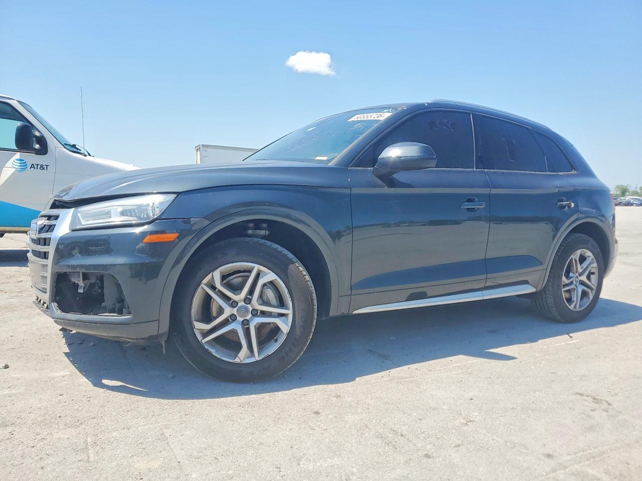 Salvage Audi Q5 Image