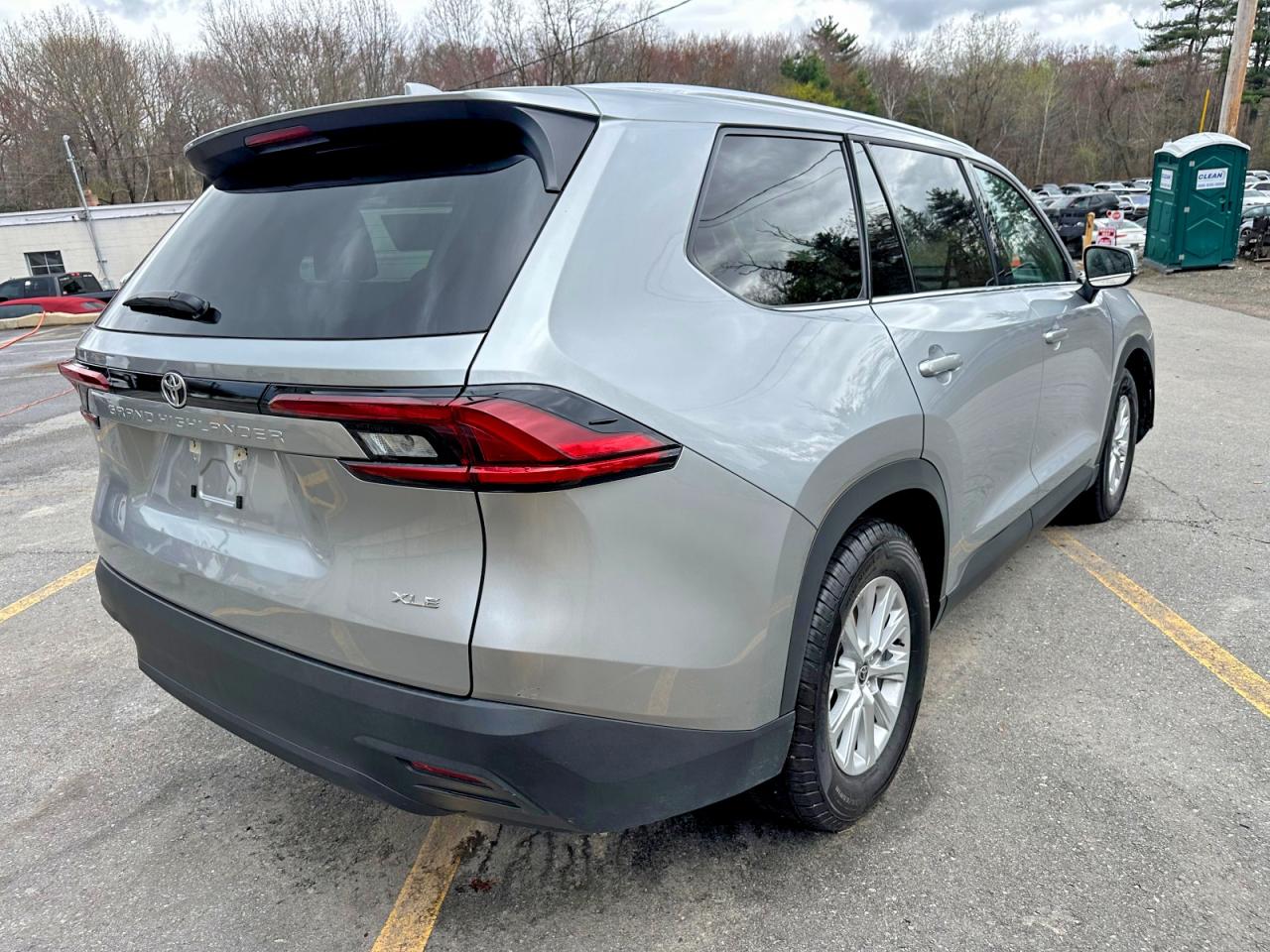 Toyota Grand Highlander Xle