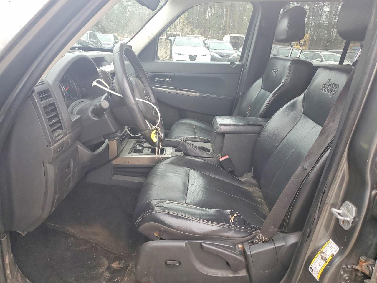 Jeep Liberty Jet