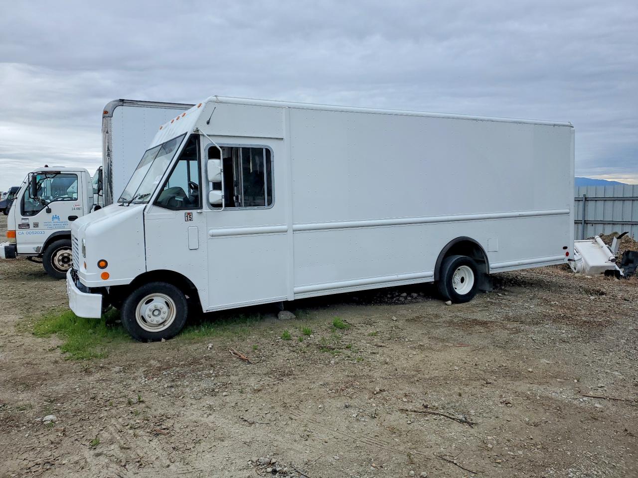 Salvage Ford Econoline Image
