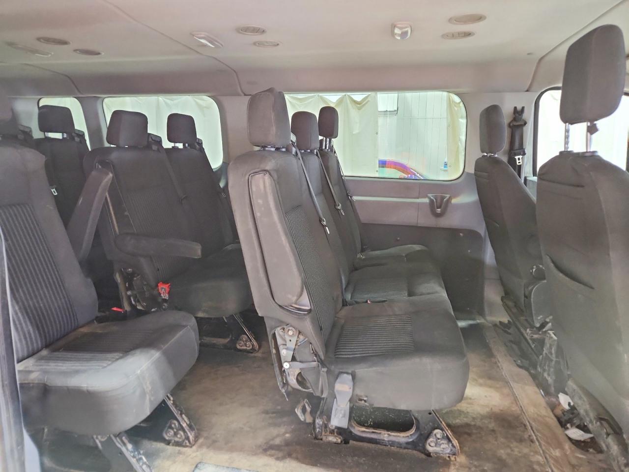 Ford Transit T-350