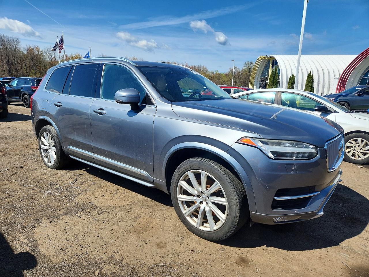 Volvo XC90 T6
