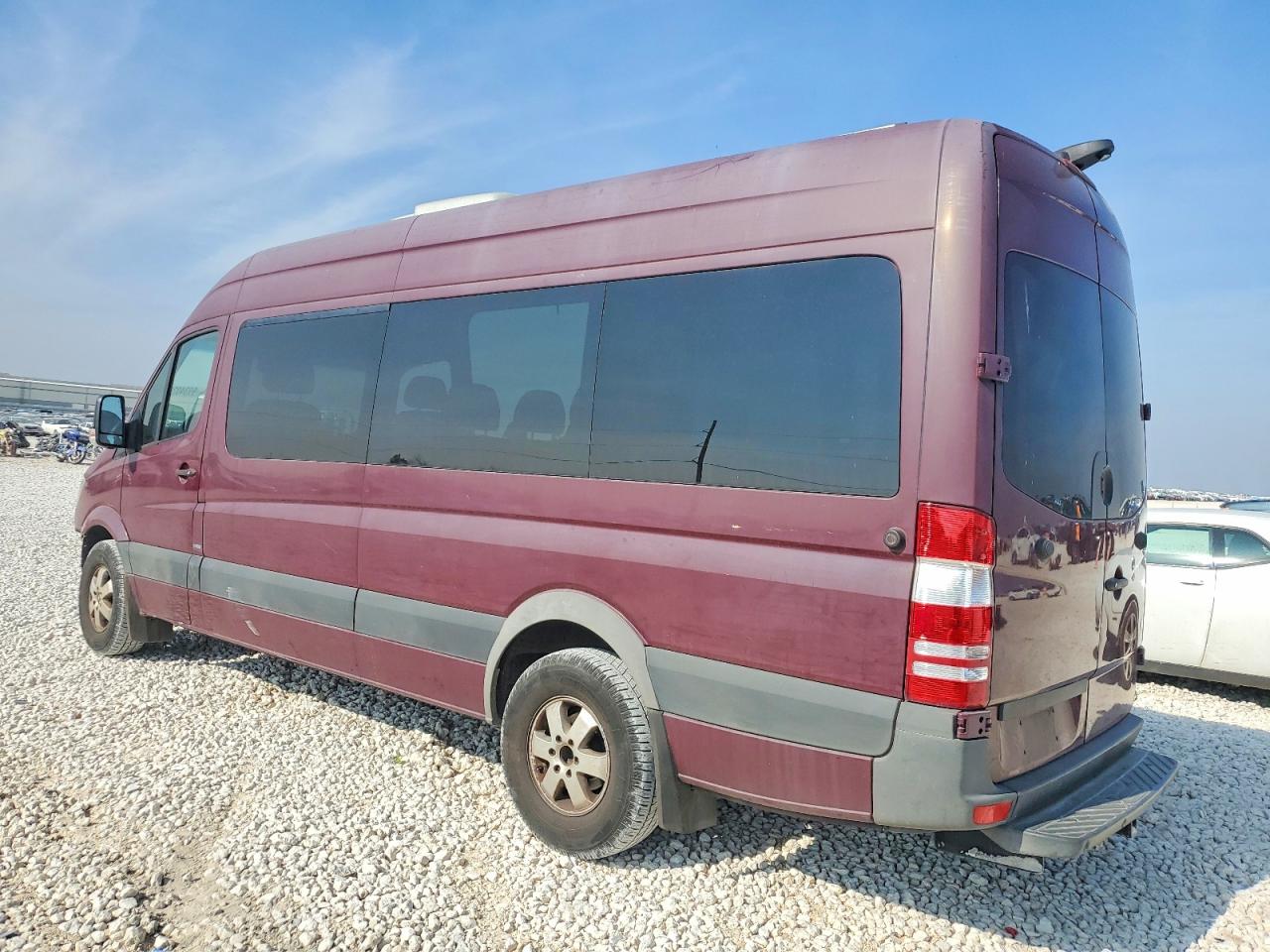 Mercedes-Benz Sprinter 2500