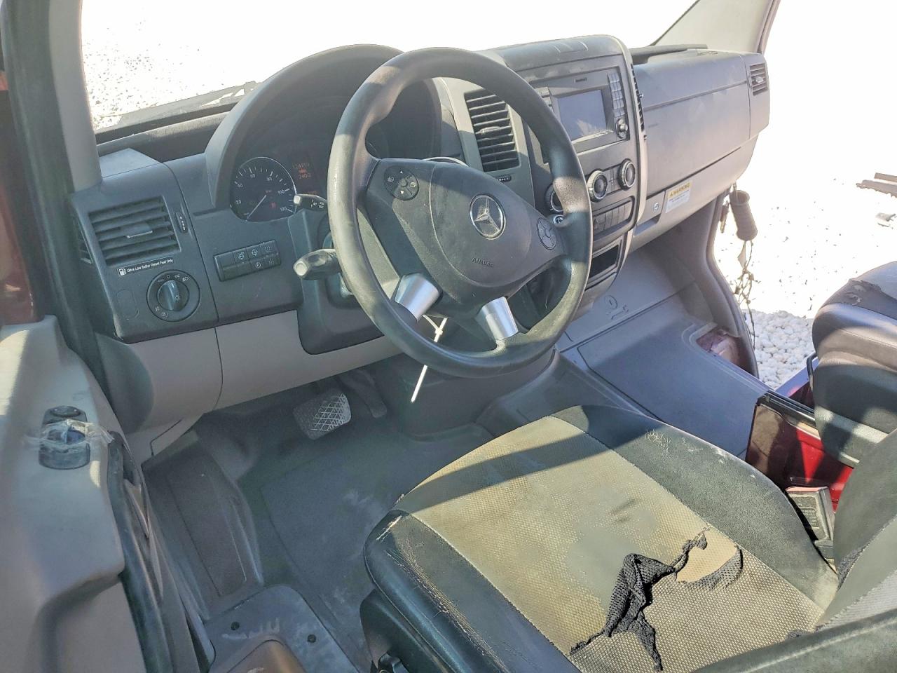Mercedes-Benz Sprinter 2500