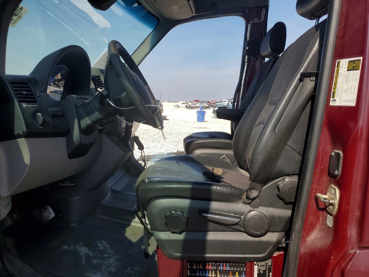 Mercedes-Benz Sprinter 2500