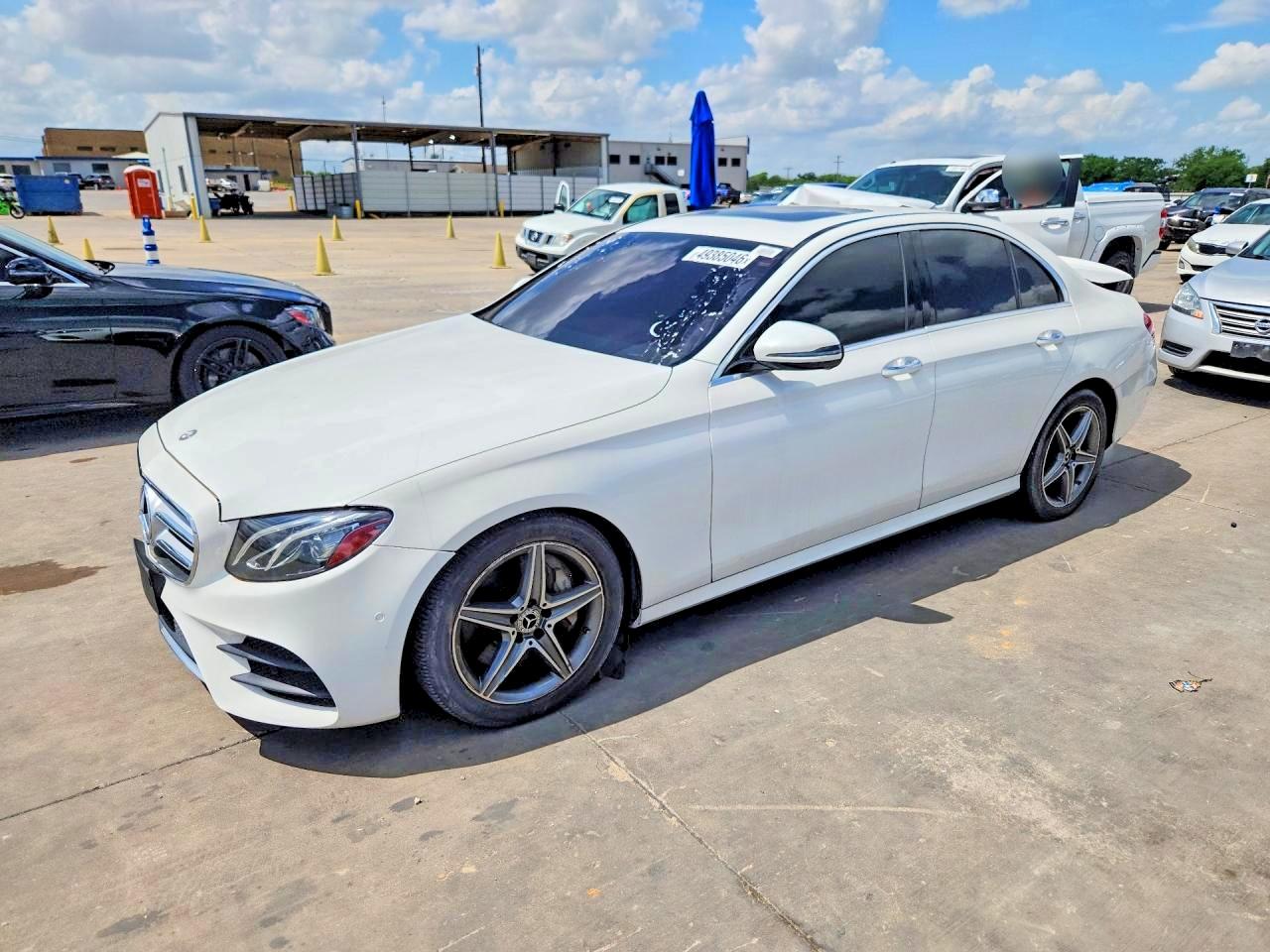 Salvage Mercedes-Benz E-Class Image