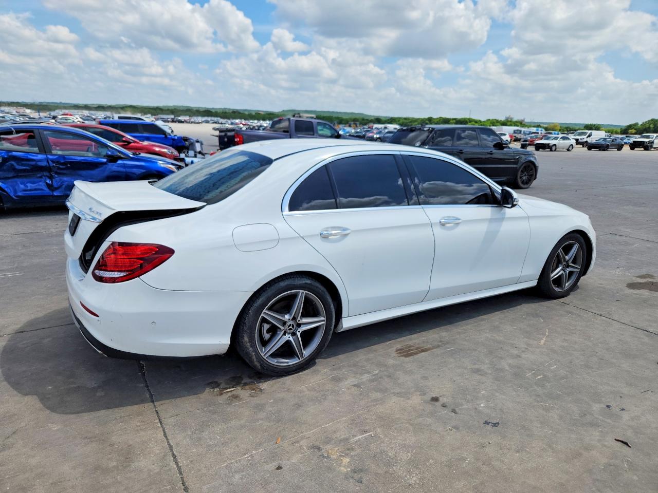 Mercedes-Benz E-Class 300 4matic